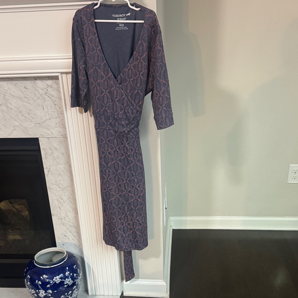 Toad&Co Navy and Pink Geometric Wrap Midi Dress